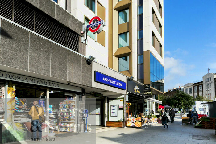 4 Bedroom Terraced House To Rent In Buxton Road, Archway, London, N19