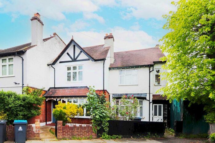 3 Bedroom Terraced House To Rent In Blagdon Road, New Malden, KT3