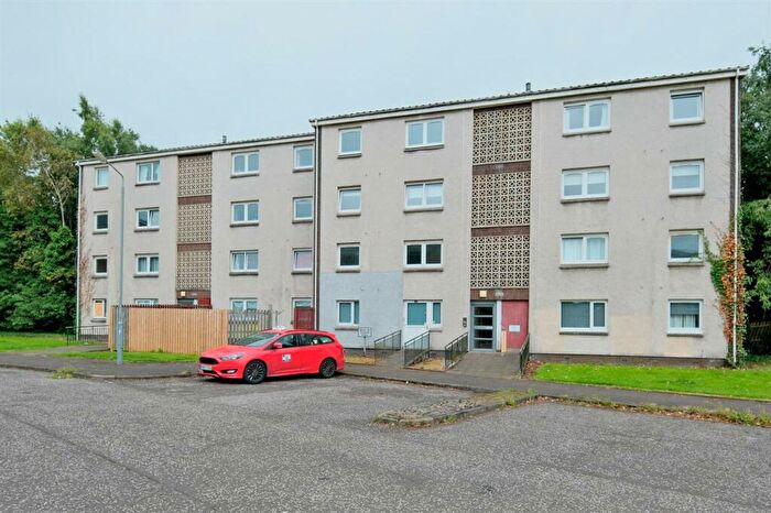 2 Bedroom Apartment To Rent In Ann Street, Hamilton, ML3