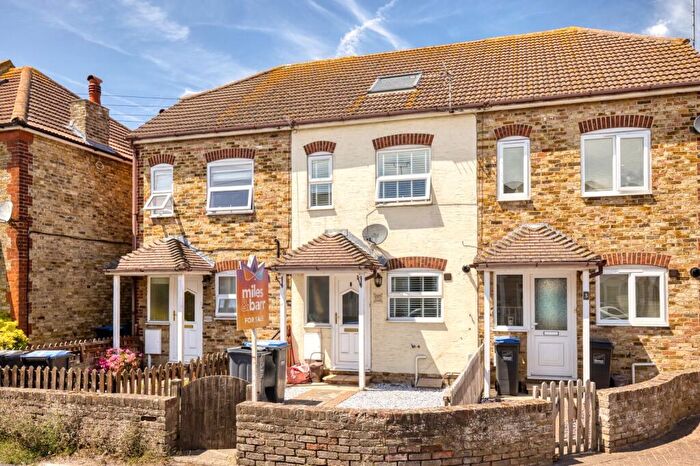 3 Bedroom Terraced House For Sale In Beacon Road, Broadstairs, Kent, CT10