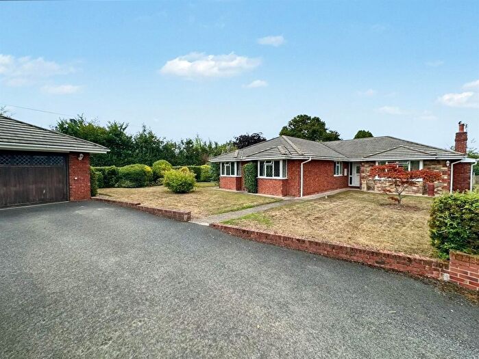 4 Bedroom Detached Bungalow For Sale In The Orchards, Allensmore, Hereford, HR2
