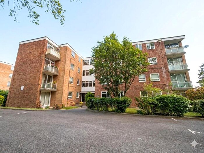 2 Bedroom Apartment To Rent In Lordswood Court, Coxford Road, Southampton, SO16