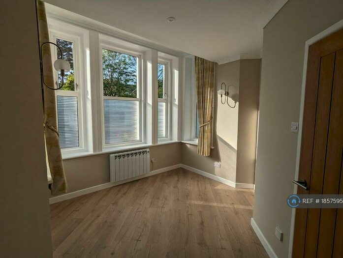 1 Bedroom Flat To Rent In Linden Court, Bournemouth, BH1