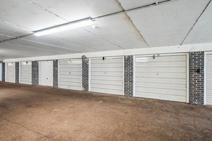 Garage / Parking To Rent In  Norwood Park, Bearsden, Glasgow, G61