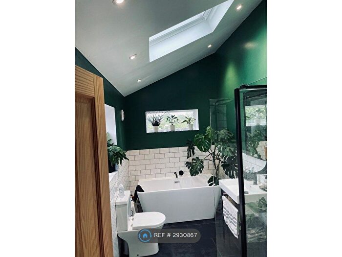 3 Bedroom Terraced House To Rent In Beakes Road, Bearwood, B67