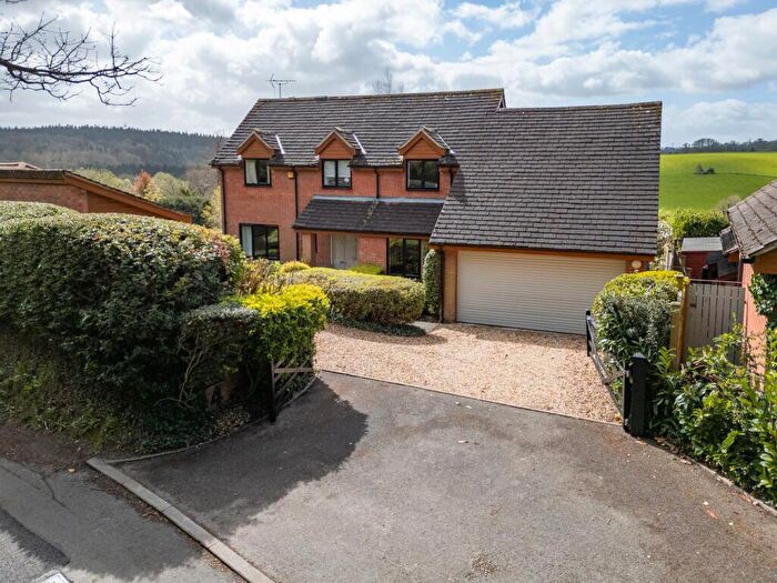 4 Bedroom Detached House For Sale In Henford Park, Warminster, BA12