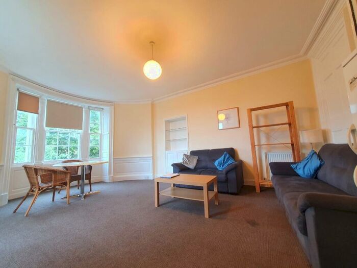 4 Bedroom Flat To Rent In Broughton Street, Broughton, Edinburgh, EH1