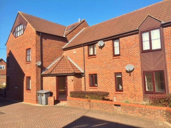 2 Bedroom Apartment To Rent In Bradley Road, Trowbridge, BA14