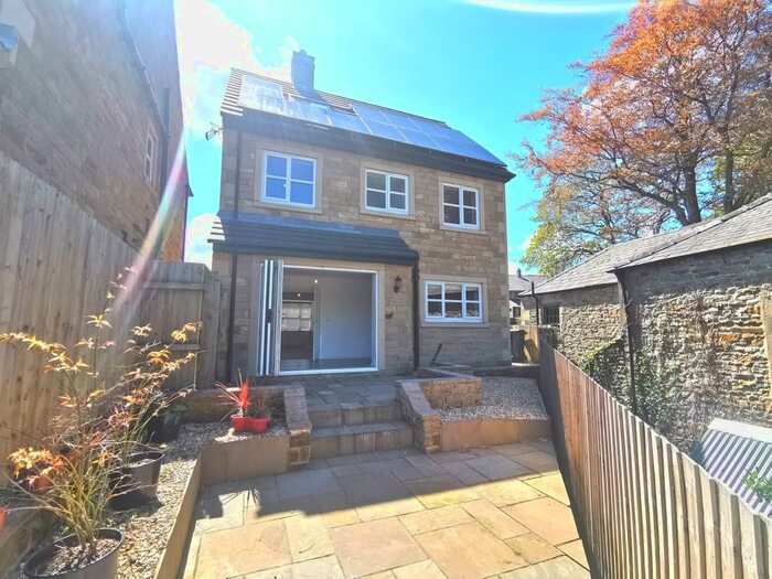 4 Bedroom Detached House To Rent In Longridge Road, Chipping, Preston, PR3