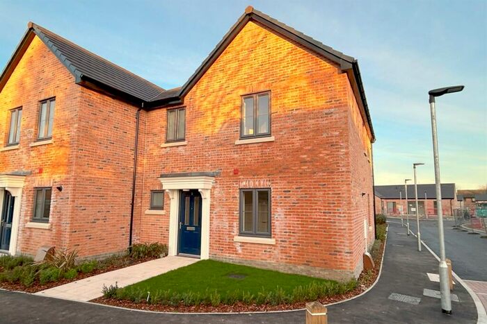 4 Bedroom End Of Terrace House To Rent In Wimborne, BH21