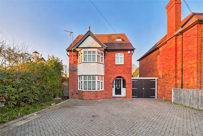 4 Bedroom Detached House To Rent In Cressingham Road, Reading, Berkshire, RG2