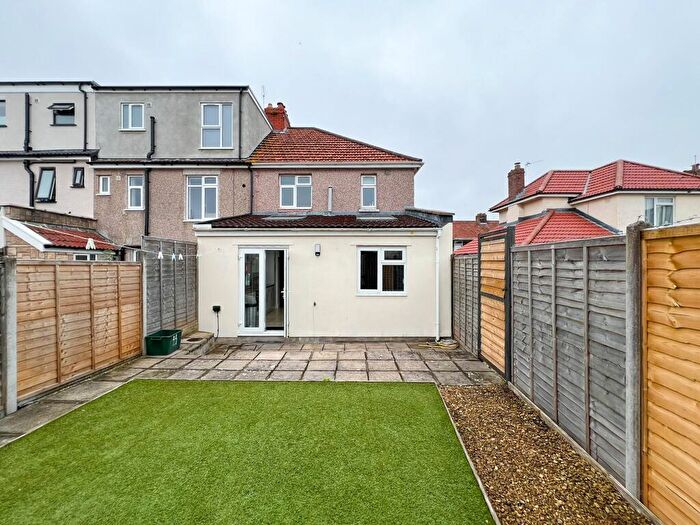 5 Bedroom Terraced House To Rent In Ninth Avenue, Horfield, Bristol, BS7