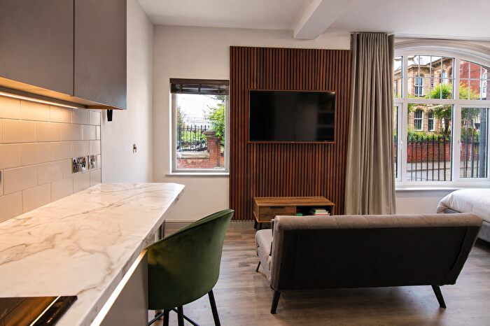 1 Bedroom Flat To Rent In Tankerville Place, Jesmond, Newcastle Upon Tyne, NE2