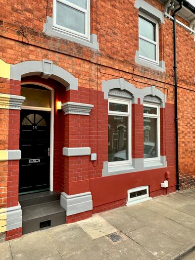 5 Bedroom Terraced House To Rent In St. Pauls Road, Northampton, Northamptonshire, NN2