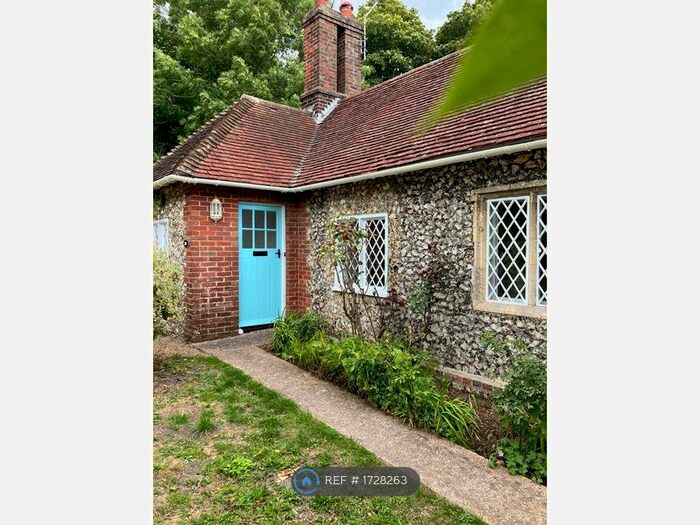 1 Bedroom Bungalow To Rent In Park Gate, Firle, Lewes, BN8