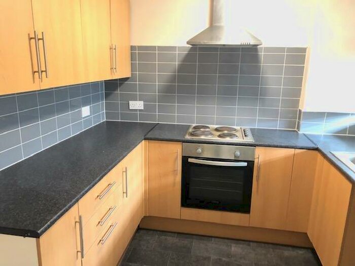 1 Bedroom Flat To Rent In Lee Chapel North, Basildon, SS15