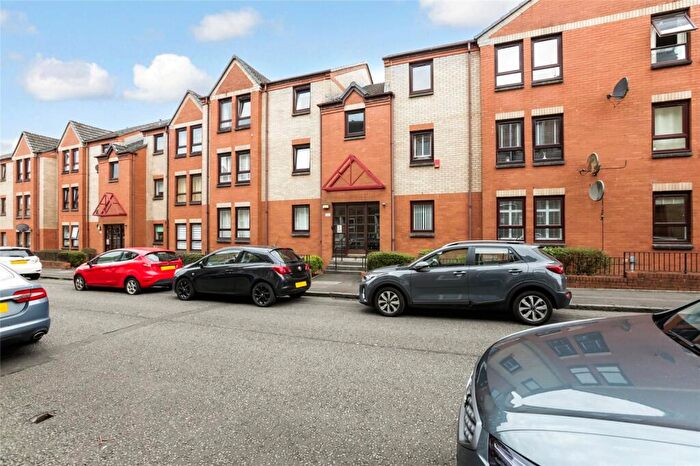 2 Bedroom Flat For Sale In Thistle Street, Kirkintilloch, Glasgow, East Dunbartonshire, G66