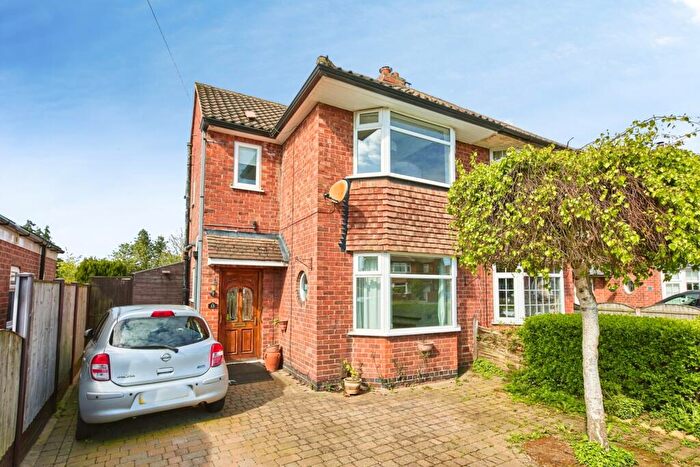 3 Bedroom Semi Detached House For Sale In Charles Avenue, Spondon, Derby, Derbyshire, DE21