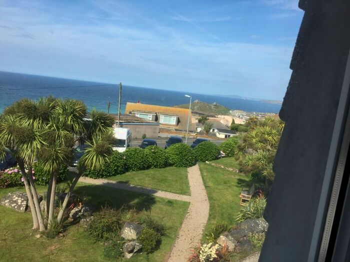 2 Bedroom Flat For Sale In Carthew, St Ives, Cornwall, TR26