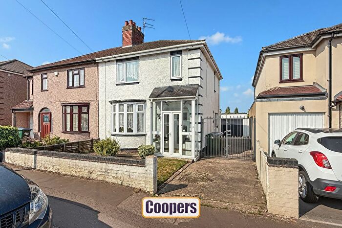 3 Bedroom Semi-Detached House For Sale In Clifford Bridge Road, Binley, CV3