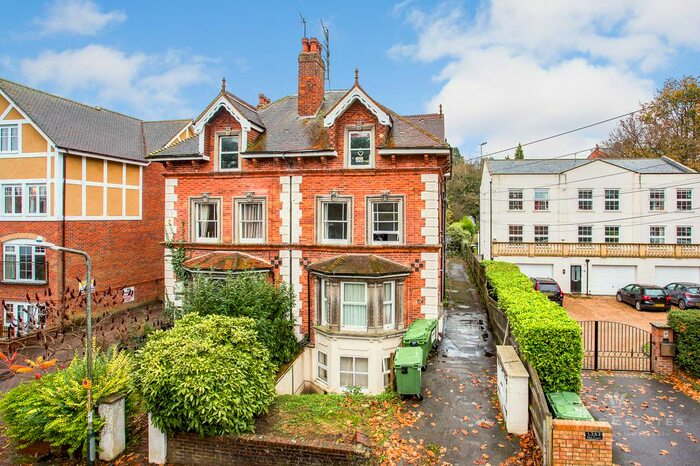 2 Bedroom Flat To Rent In Park Road, Tunbridge Wells, TN4