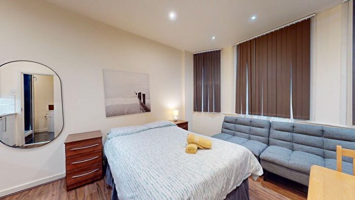 Studio To Rent In Cranhurst Road, London, NW2