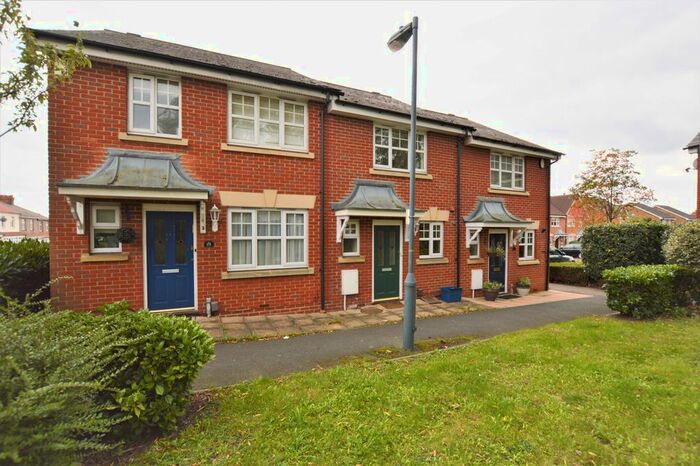 2 Bedroom Terraced House To Rent In Tomswood Hill, Ilford, IG6