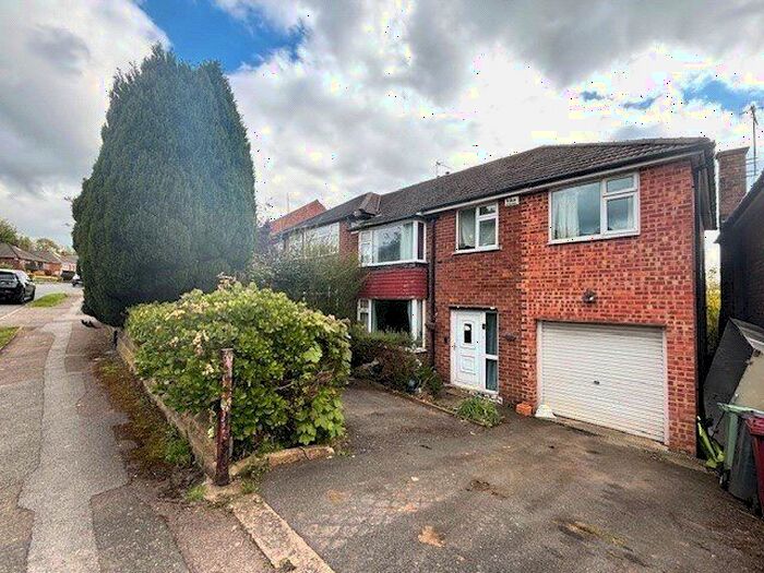 5 Bedroom Semi-Detached House For Sale In Oakhill Road, Dronfield, Derbyshire, S18