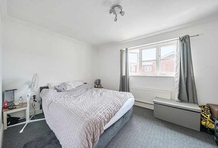 2 Bedroom Semi-detached House For Sale In Stanley Cottages, Stanley Road, Tunbridge Wells, Kent, TN1