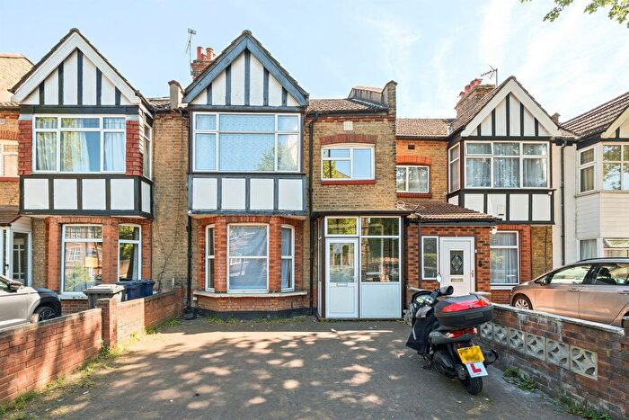 3 Bedroom Terraced House For Sale In Little Ealing Lane, London, W5