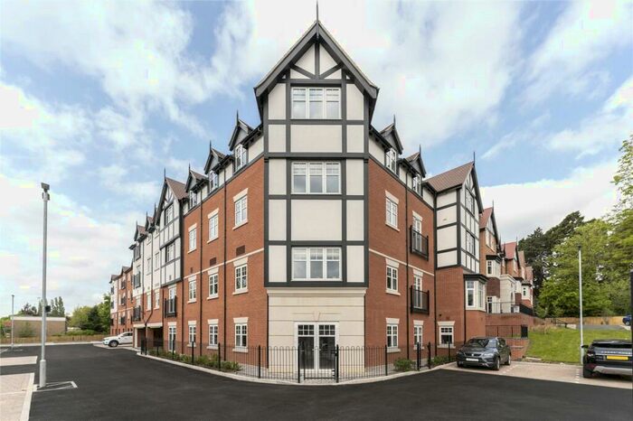 1 Bedroom Apartment For Sale In The Shires, Wake Green Road, Moseley, Birmingham, B13