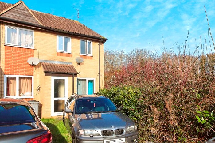 2 Bedroom End Of Terrace House For Sale In Seymour Place, Peterborough, PE4