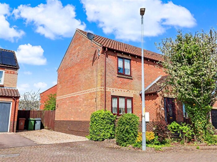 2 Bedroom Semi-Detached House For Sale In Foundry Close, Foulsham, Dereham, NR20