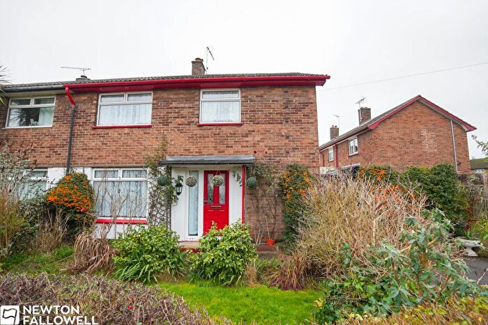 3 Bedroom Semi Detached House For Sale In Lawnwood Avenue, Elkesley, DN22