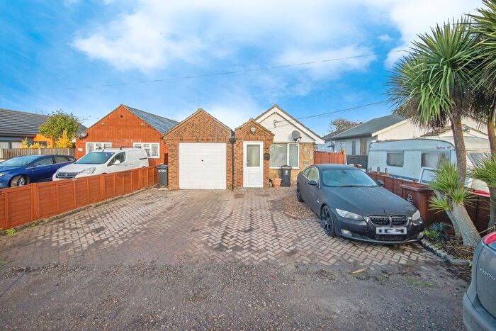 4 Bedroom Detached Bungalow For Sale In Alpha Road, St Osyth, Clacton-On-Sea, CO16
