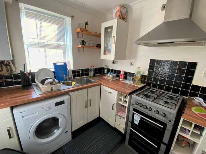 2 Bedroom Terraced House To Rent In Waterhouse Drive, Cardiff, CF11