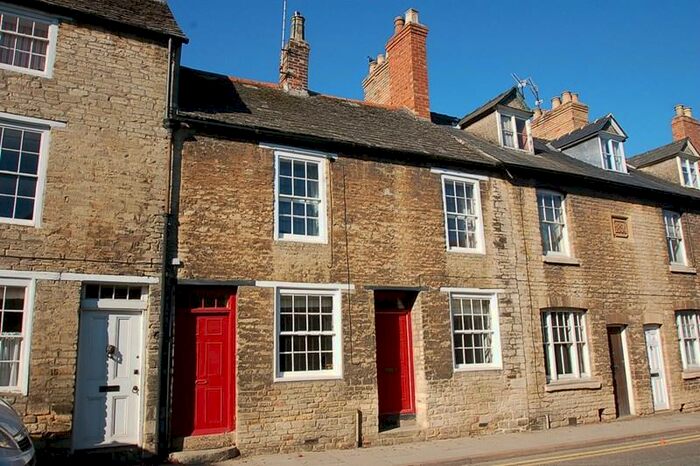 3 Bedroom Terraced House To Rent In North Street, Oundle, Cambridgeshire, PE8
