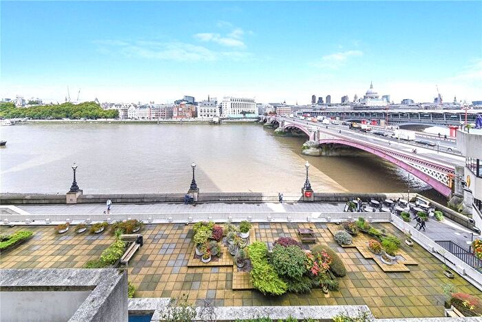 2 Bedroom Flat For Sale In Upper Ground, London, SE1