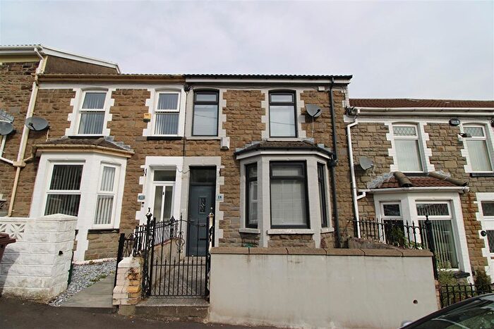 3 Bedroom Terraced House To Rent In Park Road, Bargoed, CF81