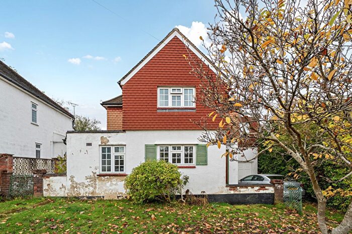 5 Bedroom Detached House For Sale In Cambray Road, Orpington, BR6