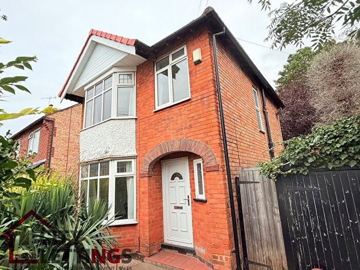 3 Bedroom Detached House To Rent In Radford Bridge Road, Wollaton, Nottingham, NG8