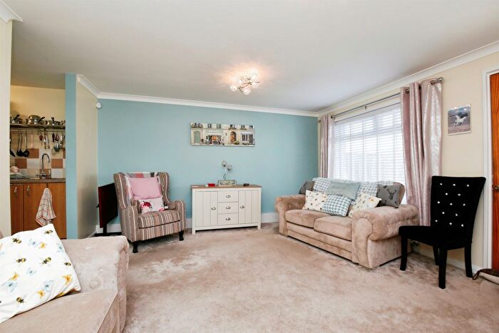 3 Bedroom End Of Terrace House For Sale In Goodwin Walk, Hartlepool, TS24
