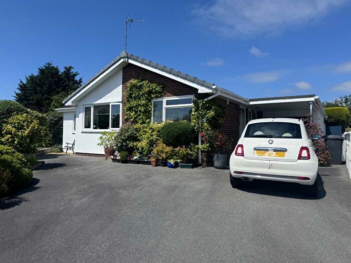 2 Bedroom Detached Bungalow For Sale In Ffordd Gwenllian, Llanfairpwllgwyngyll, LL61