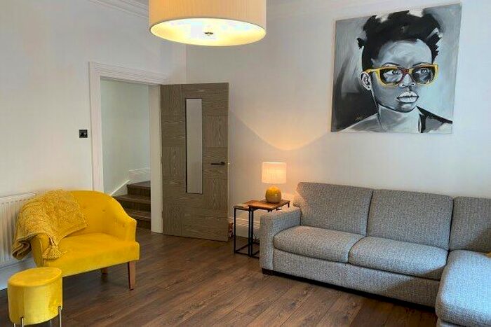 1 Bedroom Flat To Rent In Manor Street, Falkirk, FK1