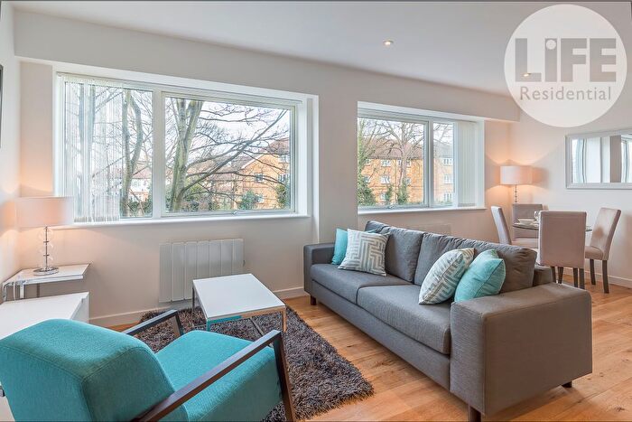 1 Bedroom Flat To Rent In Clayton Road, Hayes, UB3