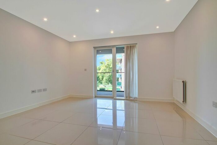 1 Bedroom Flat To Rent In Tawny Court, Shearwater Drive, Colindale, NW9