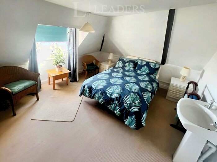2 Bedroom Flat To Rent In London Road, PE11