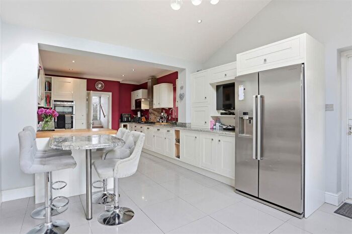 4 Bedroom Detached House For Sale In Northey Avenue, South Cheam, SM2