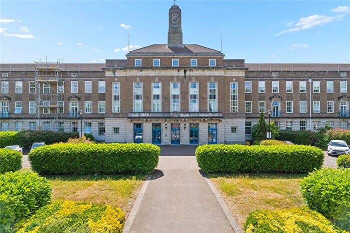 2 Bedroom Flat For Sale In Academy Court, Longbridge Road, Dagenham, RM8