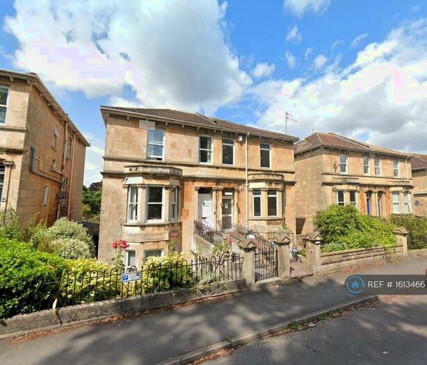 8 Bedroom Semi-Detached House To Rent In Lower Oldfield Park, Bath, BA2